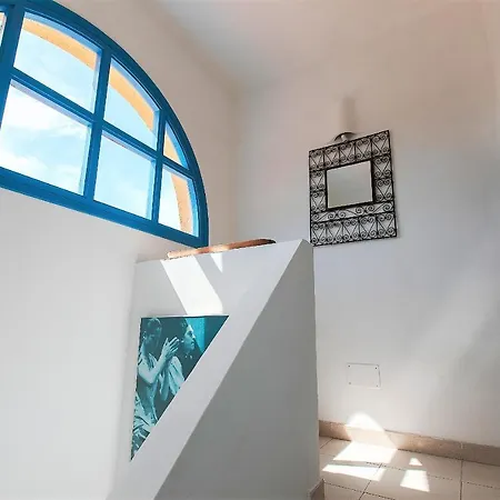 House With Terrace, Amazing Views And Private Shared Pool 別荘 モハカル
