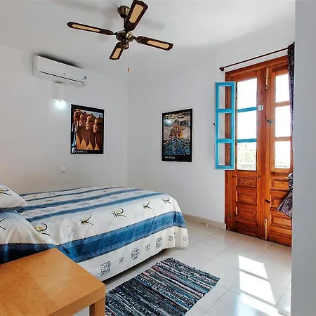 House With Terrace, Amazing Views And Private Shared Pool 別荘 モハカル